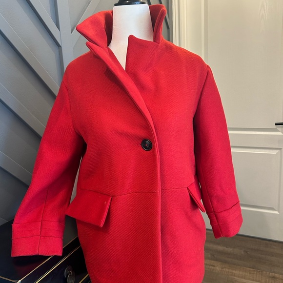 Zara dress coat: stunning red mid length dress coat for winter or cool fall day. - Picture 5 of 11